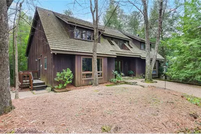 933 Greymont Circle NW, Marietta, GA 30064 - Photo 1