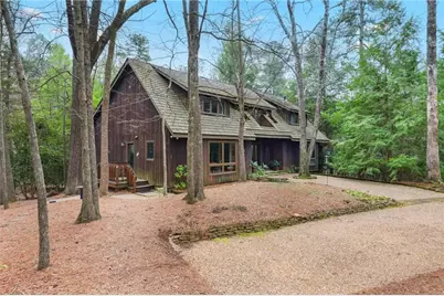 933 Greymont Circle NW, Marietta, GA 30064 - Photo 2