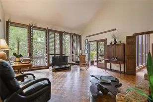 933 Greymont Cir NW, Marietta, GA 30064 - Photo 8