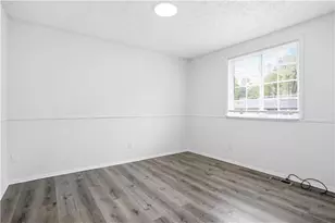 2080 Countydown Ln, Stone Mountain, GA 30088 - Photo 16