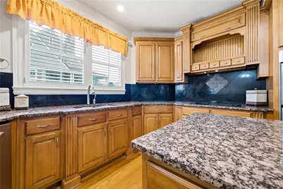 8550 Lake Forrest Drive, Douglasville, GA 30134 - Photo 18