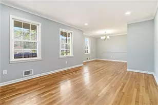 5524 Laurel Ln NW, Lilburn, GA 30047 - Photo 6