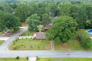 5524 Laurel Ln NW, Lilburn, GA 30047 - Photo 38