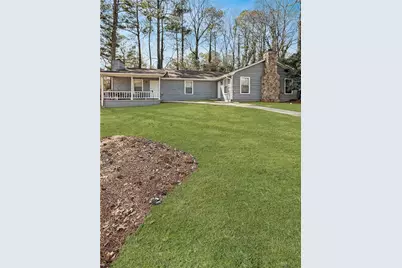 1448 S Diane Court SE, Smyrna, GA 30080 - Photo 2