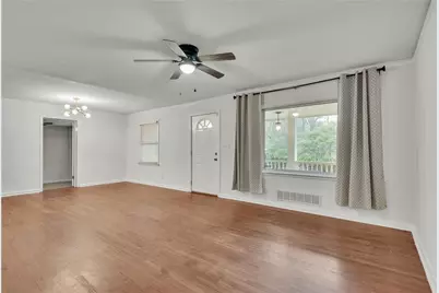 2015 E Camellia Drive, Decatur, GA 30032 - Photo 8