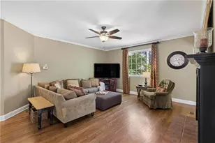 1024 Avery Creek Dr, Woodstock, GA 30188 - Photo 14