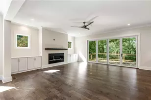 1006 Northcliffe Dr NW, Atlanta, GA 30318 - Photo 12