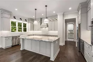 1006 Northcliffe Dr NW, Atlanta, GA 30318 - Photo 8