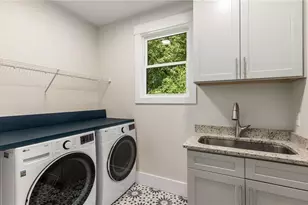 1006 Northcliffe Dr NW, Atlanta, GA 30318 - Photo 16