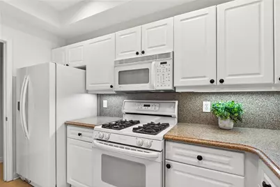 3636 Habersham Road NW #1106, Atlanta, GA 30305 - Photo 10