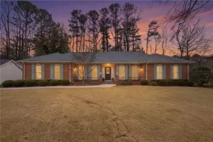 4193 Gladney Dr, Atlanta, GA 30340 - Photo 32