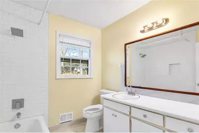 2338 Rockbridge Road, Stone Mountain, GA 30087 - Photo 12