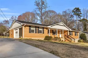 2338 Rockbridge Rd, Stone Mountain, GA 30087 - Photo 2