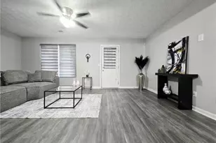 2430 Piering Dr, Lithonia, GA 30038 - Photo 14