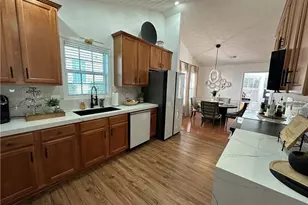 954 Village View Cir, Loganville, GA 30052 - Photo 16