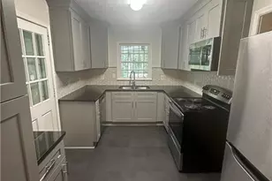 349 Laquita Dr SE, Atlanta, GA 30315 - Photo 6