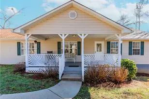 333 Long Branch Crossing, Dahlonega, GA 30533 - Photo 2