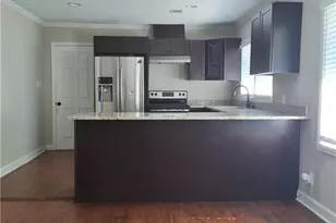 217 Bellview St, Winder, GA 30680 - Photo 2