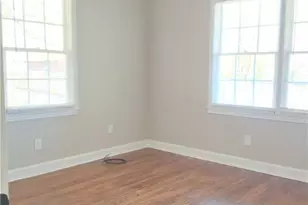 217 Bellview St, Winder, GA 30680 - Photo 8