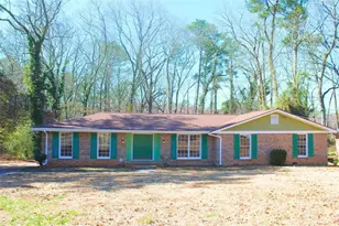 5943 Christopher Ln, Lithonia, GA 30058 - Photo 2