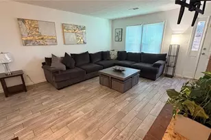 250 Mill Creek Pl, Roswell, GA 30076 - Photo 6