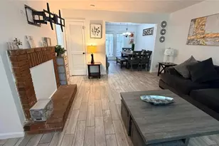 250 Mill Creek Pl, Roswell, GA 30076 - Photo 4