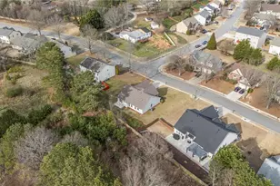 738 York View Dr, Auburn, GA 30011 - Photo 52