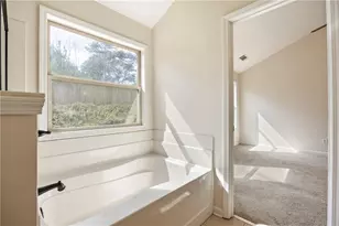 738 York View Dr, Auburn, GA 30011 - Photo 34