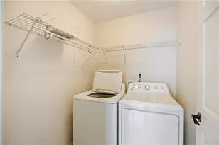 738 York View Dr, Auburn, GA 30011 - Photo 24