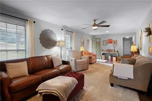 136 Meadow Ln, Calhoun, GA 30701 - Photo 6