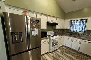 7667 Briar View Ct, Riverdale, GA 30296 - Photo 6