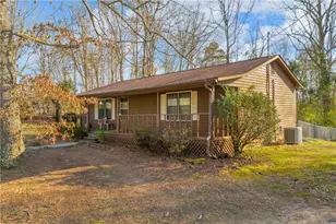 1019 White Hill School Rd, Commerce, GA 30529 - Photo 18