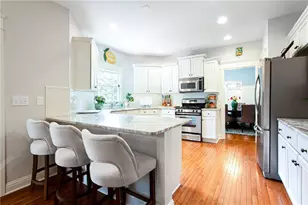 2074 Stone Pointe Dr NW, Kennesaw, GA 30152 - Photo 12