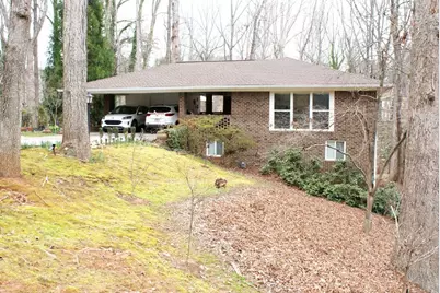 1146 Lakeshore Drive, Gainesville, GA 30501 - Photo 2