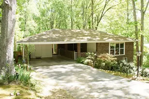 1146 Lakeshore Dr, Gainesville, GA 30501 - Photo 2
