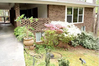 1146 Lakeshore Drive, Gainesville, GA 30501 - Photo 2