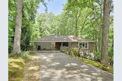 1146 Lakeshore Drive, Gainesville, GA 30501 - Photo 1