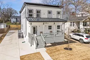 959 Woodbourne Dr SW, Atlanta, GA 30310 - Photo 1