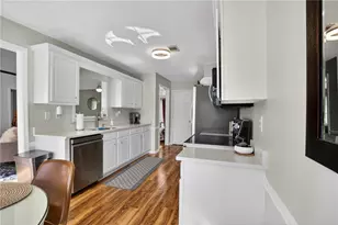 7002 Estates Ct, Loganville, GA 30052 - Photo 14