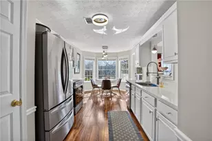 7002 Estates Ct, Loganville, GA 30052 - Photo 16