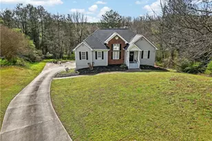 7002 Estates Ct, Loganville, GA 30052 - Photo 2