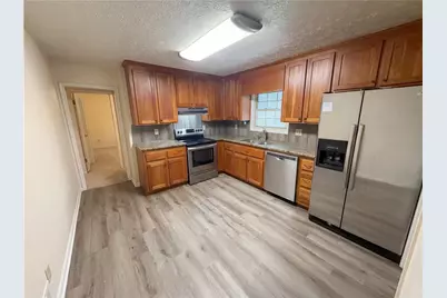 404 Pine Ridge Court, Woodstock, GA 30188 - Photo 2