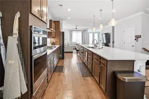 1179 Caruso Dr, Buford, GA 30518 - Photo 8