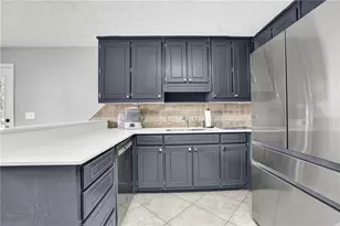 1805 Tribble Ridge Dr, Lawrenceville, GA 30045 - Photo 12