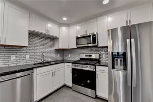 2385 Keenland Ct, Cumming, GA 30040 - Photo 14