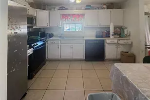 660 Browning Ln, Conyers, GA 30013 - Photo 4