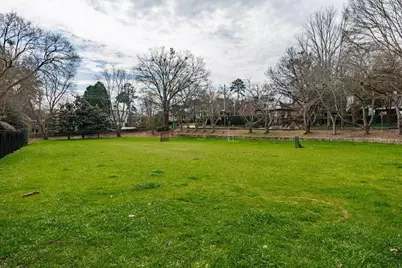 241 Lakeview Avenue NE, Atlanta, GA 30305 - Photo 58