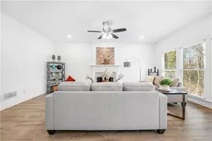 10895 Glenbarr Dr, Johns Creek, GA 30097 - Photo 10