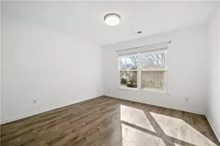 10895 Glenbarr Dr, Johns Creek, GA 30097 - Photo 30