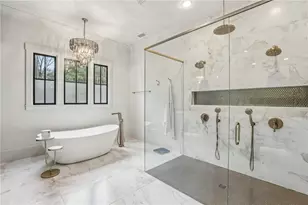 6055 Riverside Dr, Atlanta, GA 30328 - Photo 28